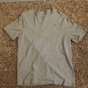 Tommy Hilfiger grey t-shirt